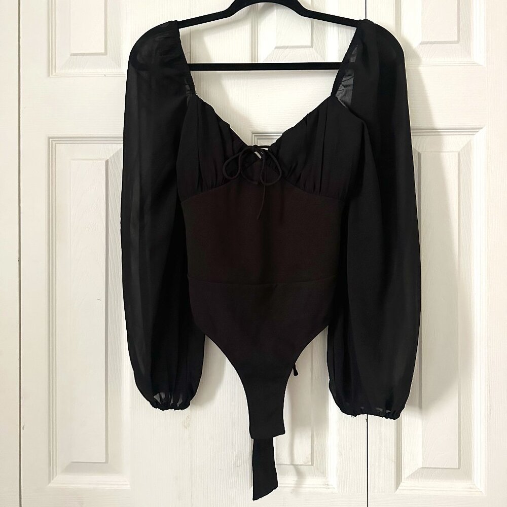 🖤LULUS🖤 BLACK TIE-BACK LONG SLEEVE BODYSUIT SIZE S